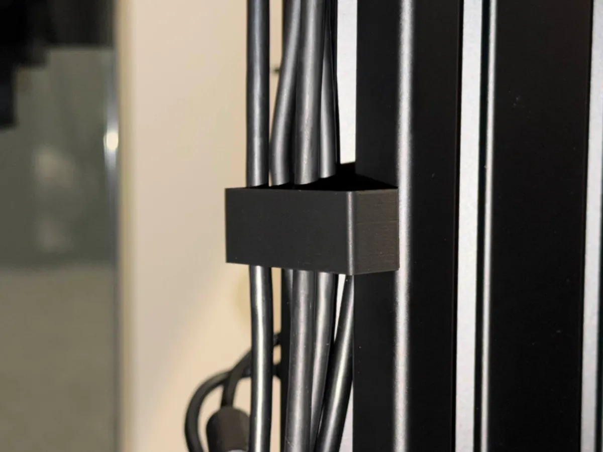 Sim Rig Cable Coffin Clips — Enclosed Edition - Free 3D Print Model ...