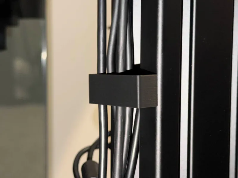 Sim Rig Cable Coffin Clips — Enclosed Edition