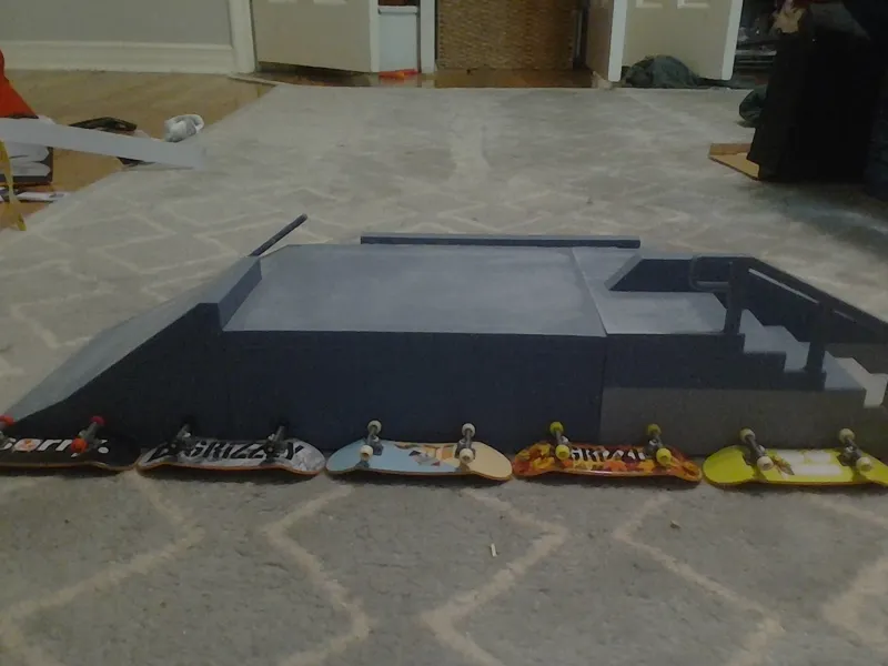 Finger Board Skate Spot