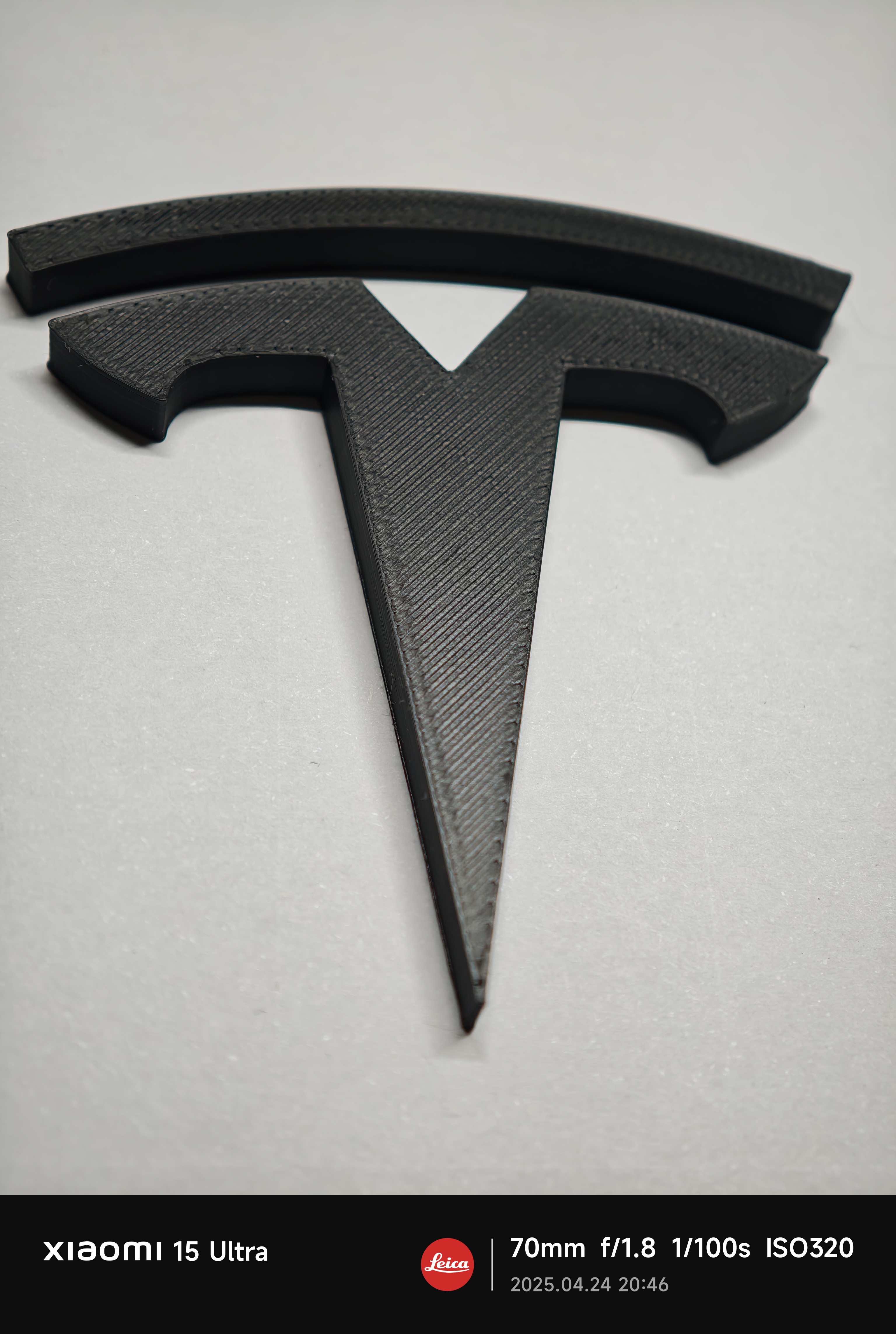 Miniatura 1 do modelo 3D 特斯拉汽车 车标/黑化车标 及tesla字母 （还有免拆覆盖款）model 3 model Y等