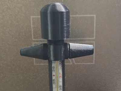 Medical thermometer shaker