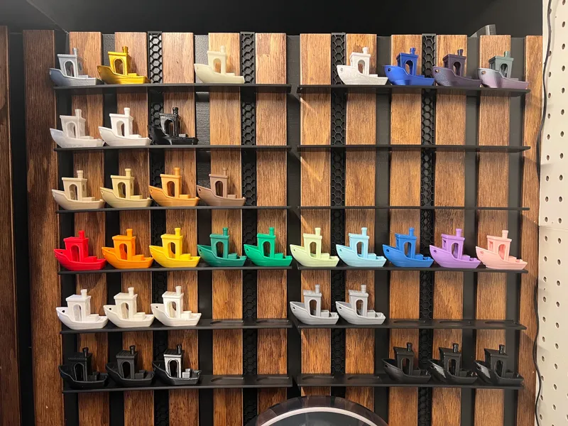 Benchy display shelf modular system