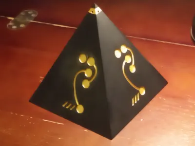 Decorative Pyramid; Star Wars DFII: Jedi Knight