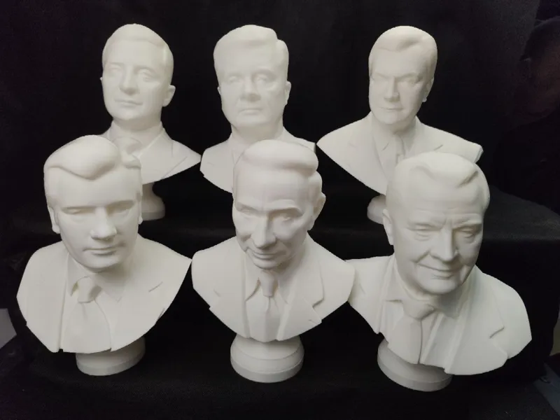 Bust president Ukraine