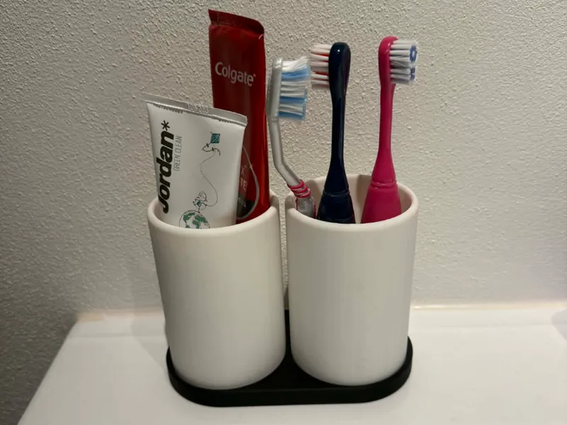 toothbrush holder
