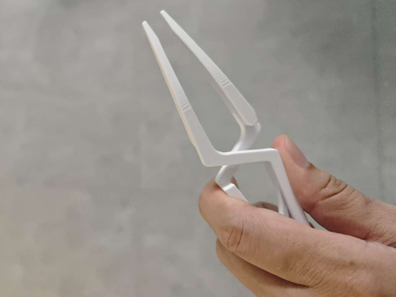 Miniatura 1 do modelo 3D 镊子 带自锁功能 两种款式