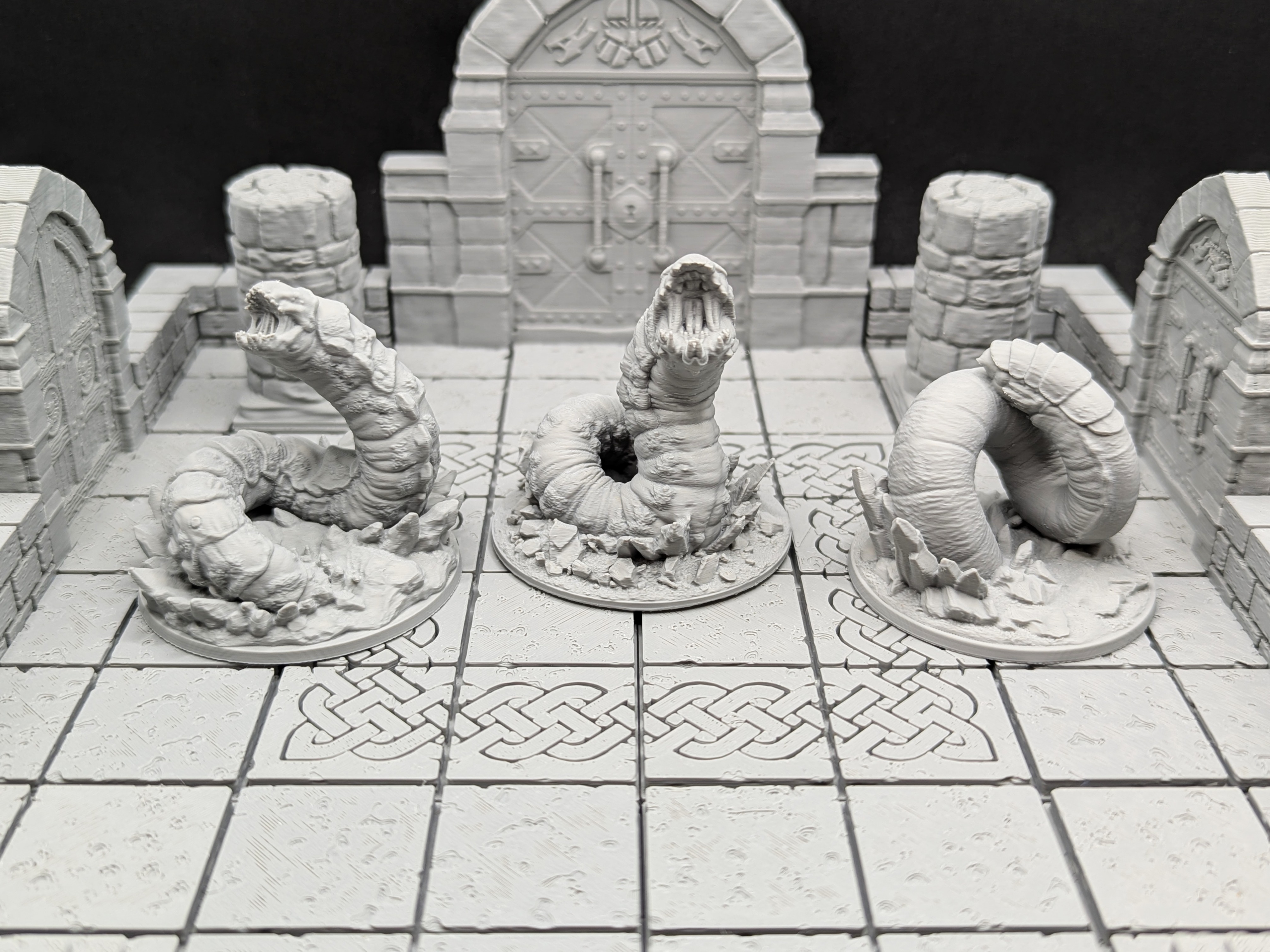 Slatescale Worms (supportless creature pack)  — 16