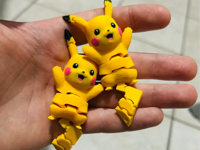 Pokemon Pikachu Flexy - Articulated Keychain - Free 3D Print Model - MakerWorld