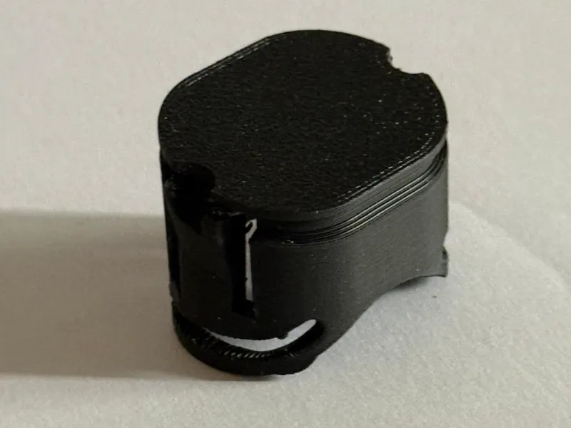 Hyundai Tucson roof cap