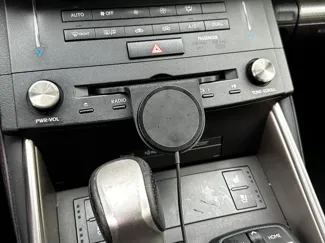CD Magsafe Phone Holder (Lexus IS)