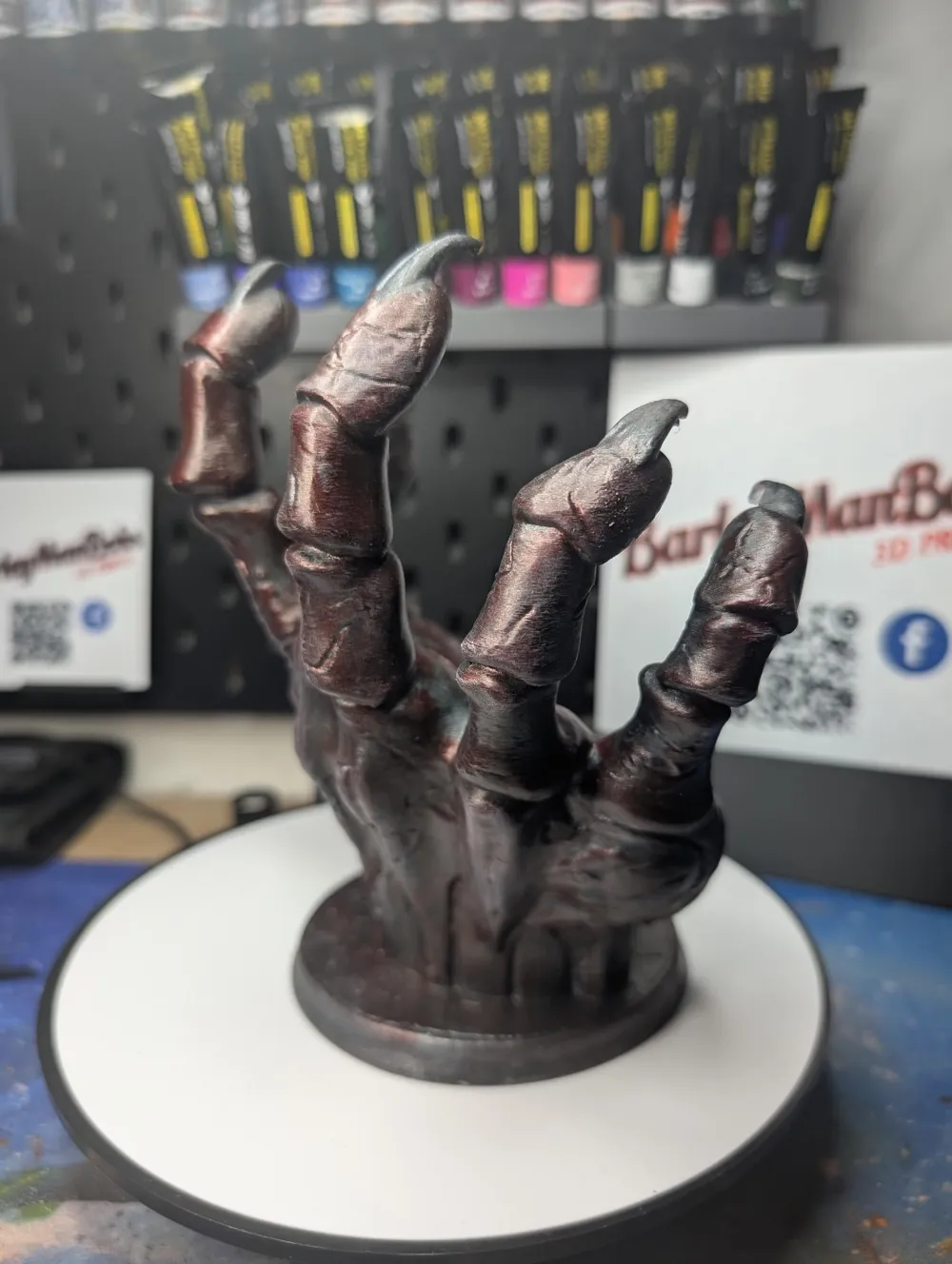 Demon controller holder by Manbob MakerWorld: Download Free 3D Models