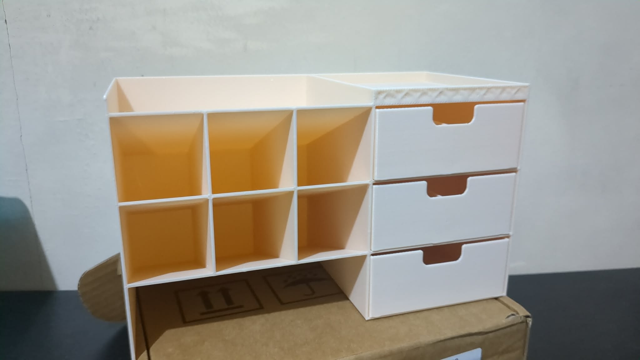 Miniatura 5 do modelo 3D Desk Organizer