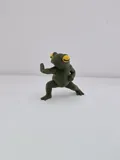 Фигурка жаба в поза карате и джудо