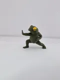 Фигурка жаба в поза карате и джудо
