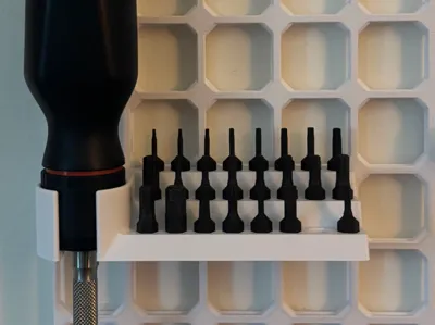LTT Screwdriver + 24x Bit openGrid Mount