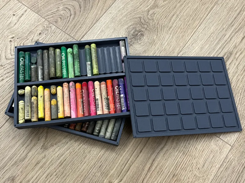 Oil pastel organizer