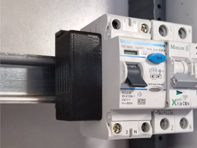 ESPHome  ESP32 DIN-Rail Case (parametric)