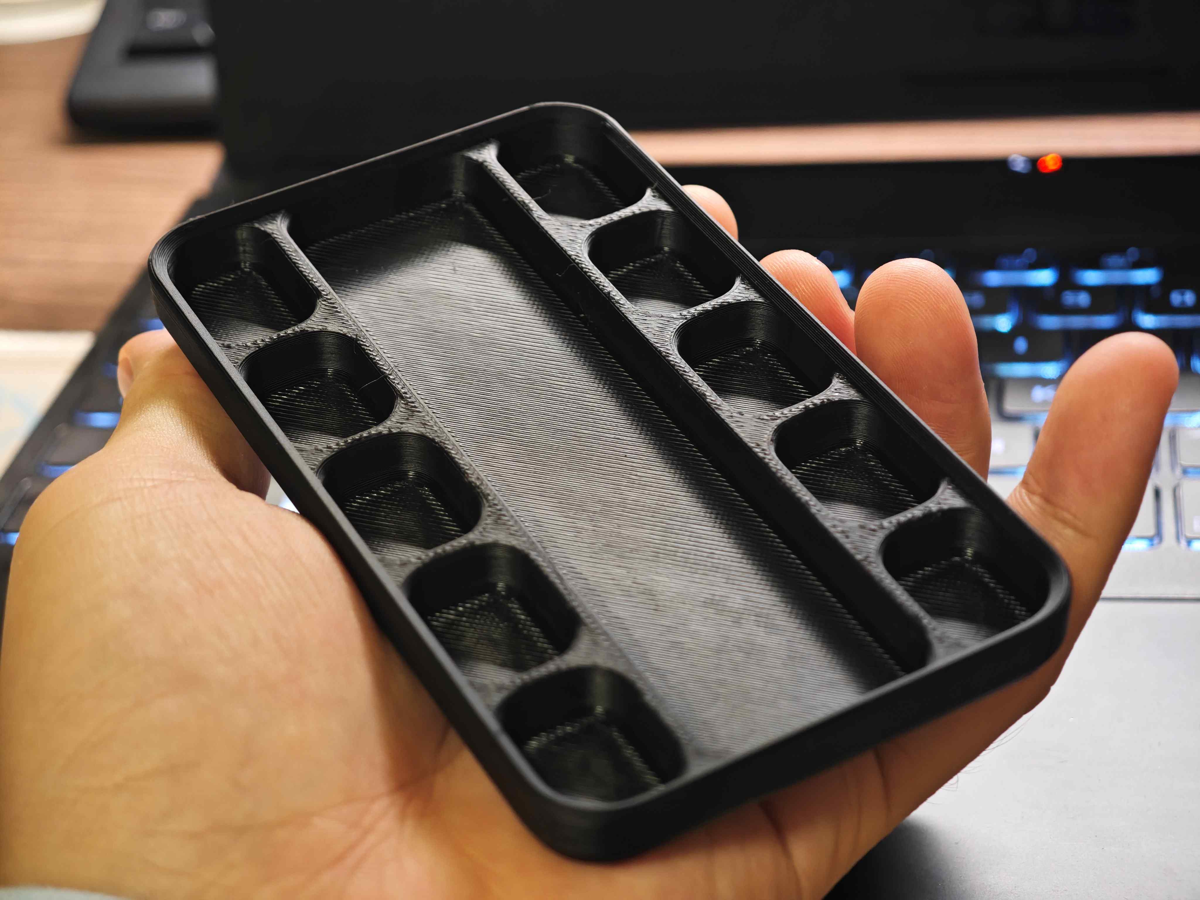 Miniatura 2 do modelo 3D 零件托盘 可堆叠 30g耗材 1小时快速打印