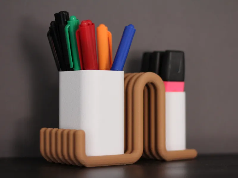 Moro – Modern Desk Organizer