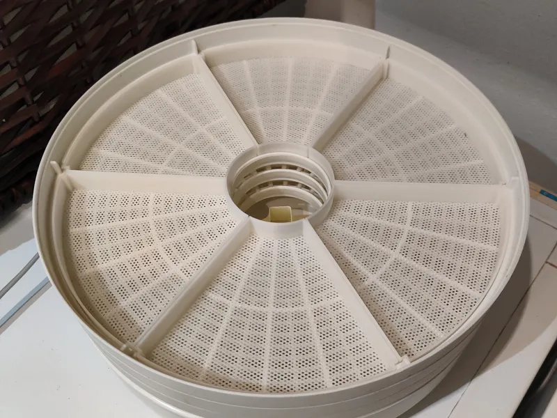 food dehydrator MPM MSG-01 desiccant tray
