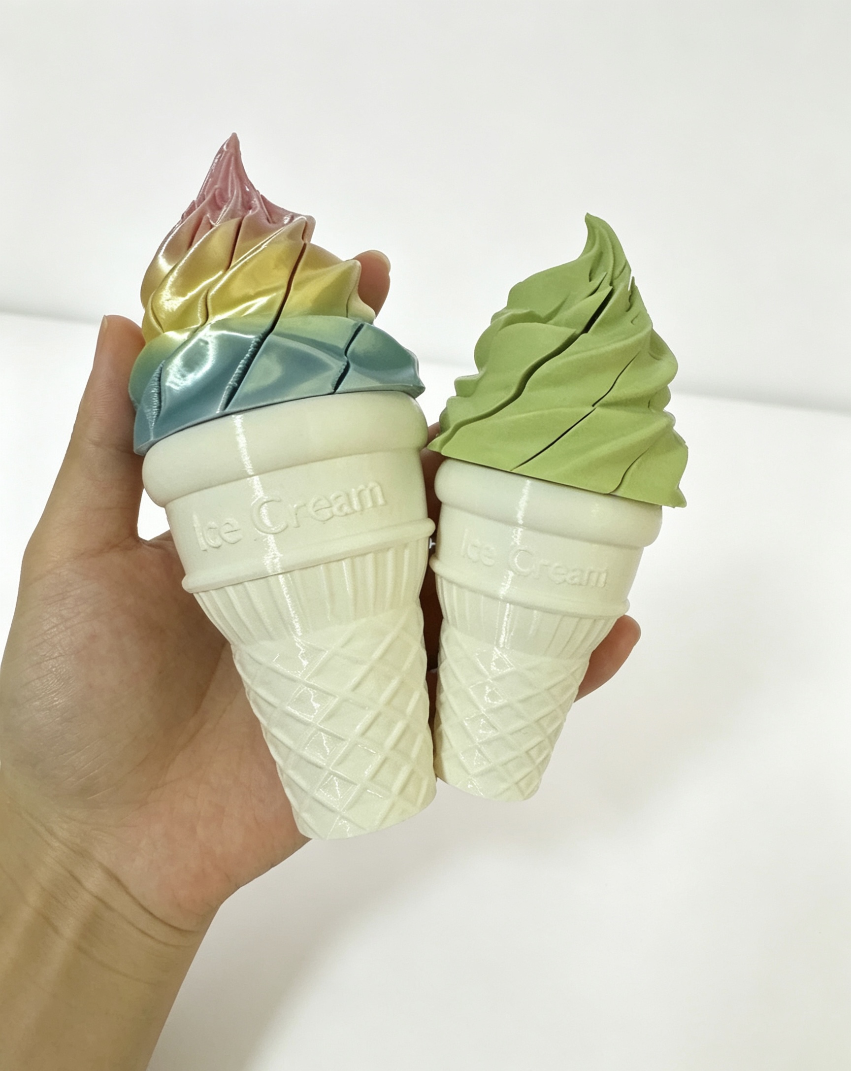 Miniatura 3 del modelo 3D 雪糕刺客冰淇淋伸缩剑