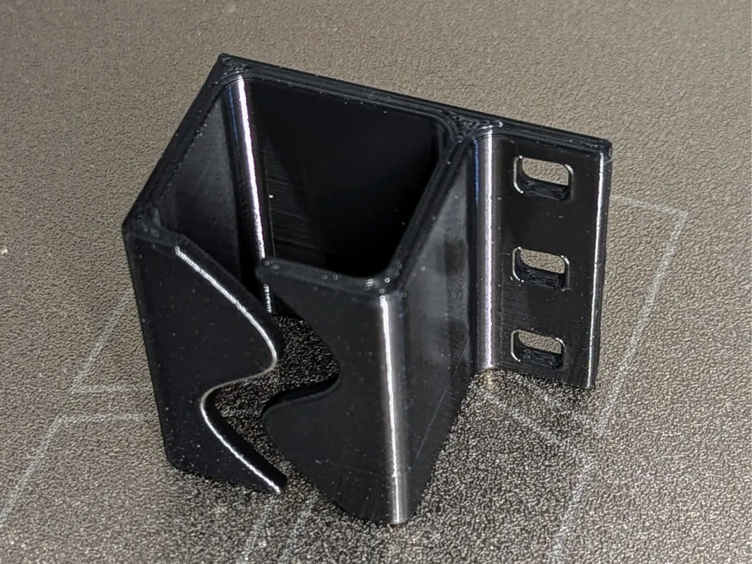 Passe-câbles pour serveur rack 1U