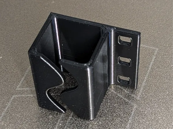 Passe-câbles pour serveur rack 1U