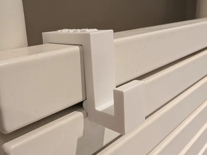 Towel hanger for toilet radiator - square 25mm