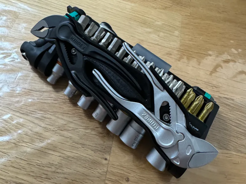 Wera tool check plus & 2 x Knipex pliers