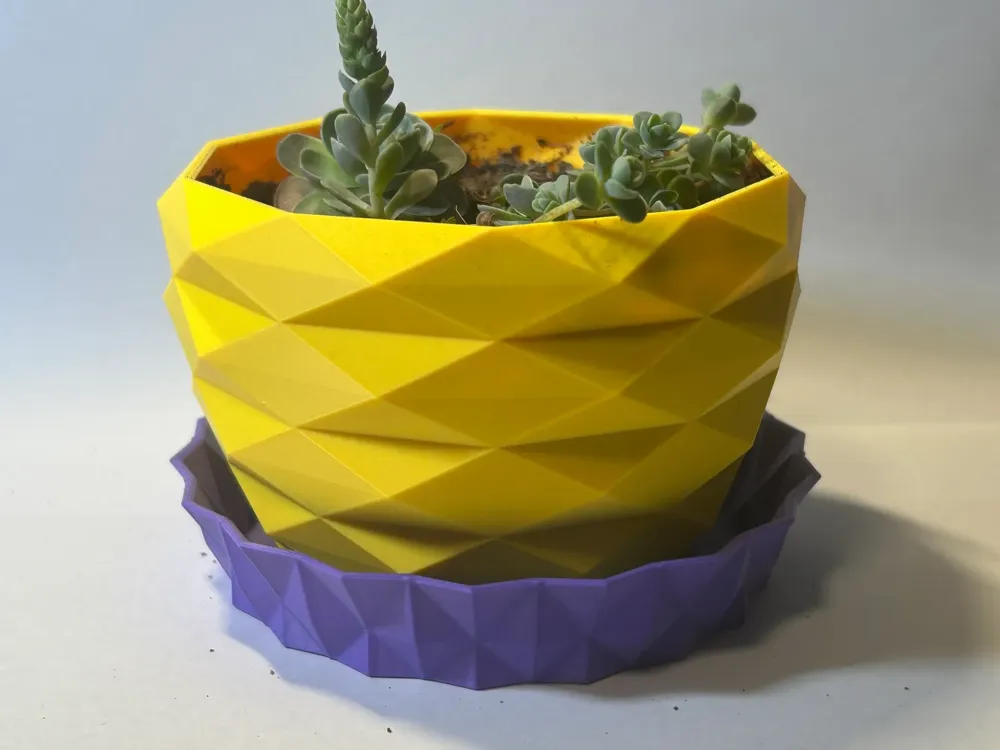 Balcony Pots and Trays: Low Poly Tray 01 - Free 3D Print Model - MakerWorld