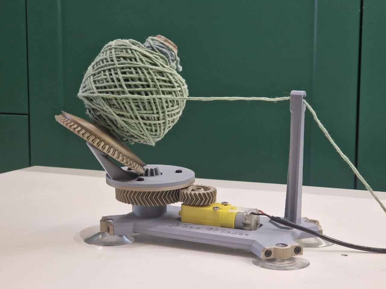 Motorized USB Yarn Winder view 4
