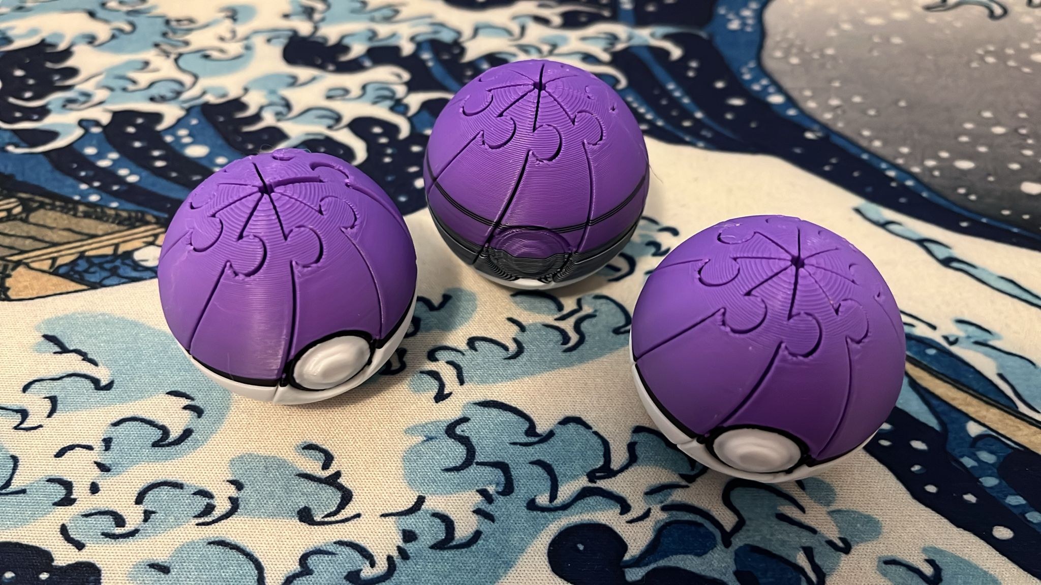 Miniatura 2 do modelo 3D Mini Twisty PokeBall Fidget 47grams