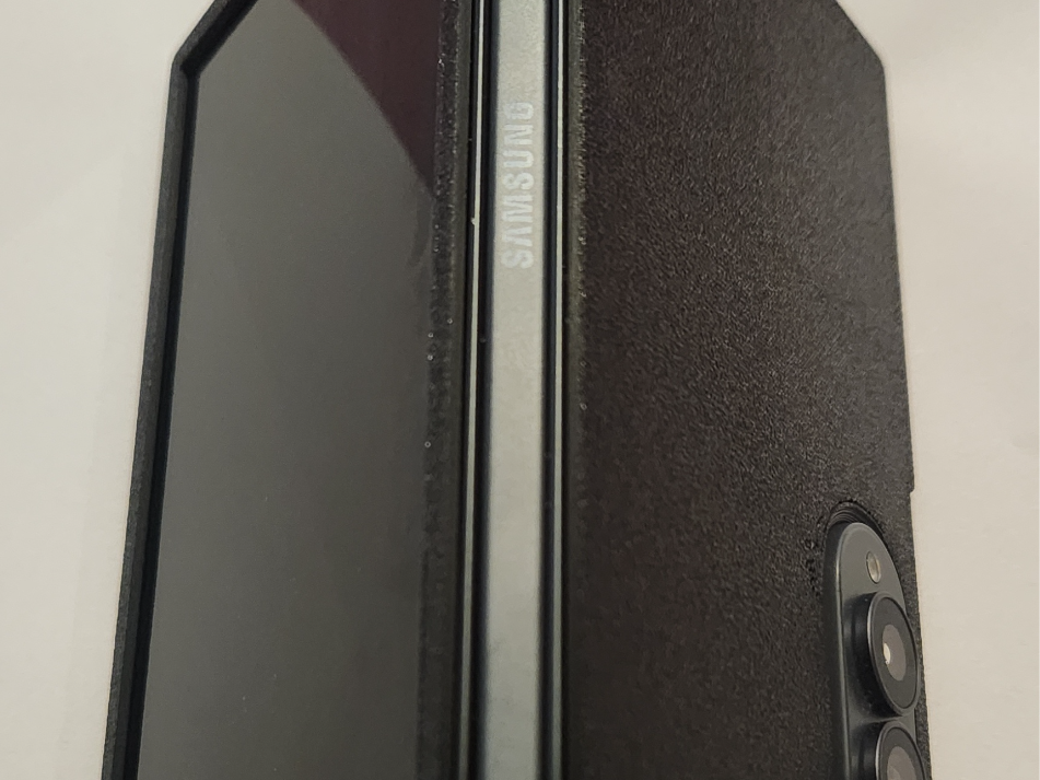 COVER ZFOLD8 - 1