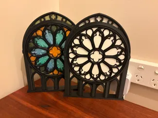 Gothic Rose Window Desk Light