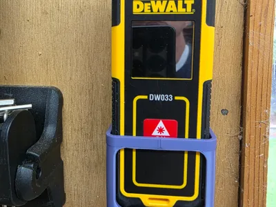 Dewalt laser holder