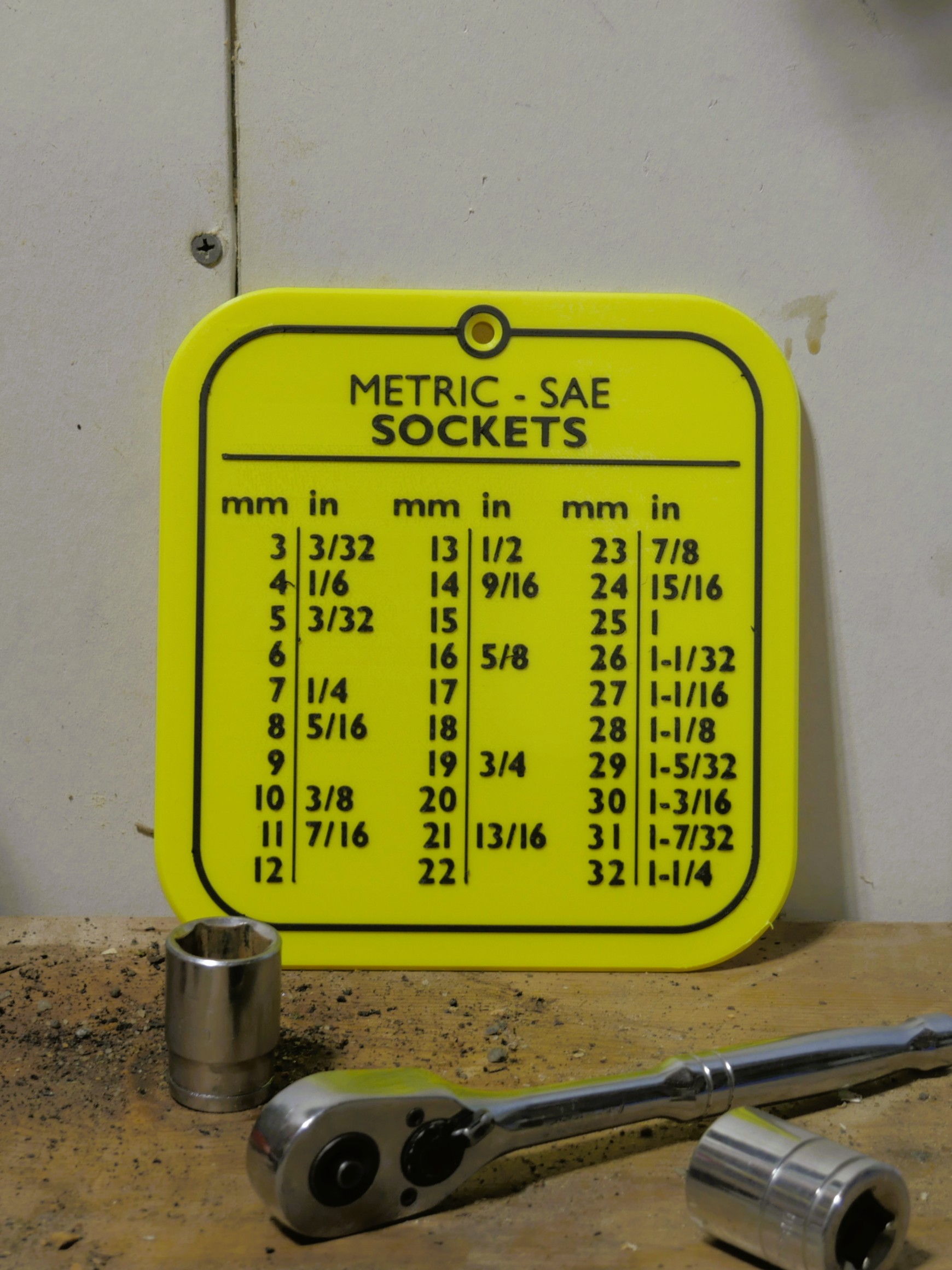 Miniatura 2 do modelo 3D Socket Size Conversion Chart (Metric - SAE)