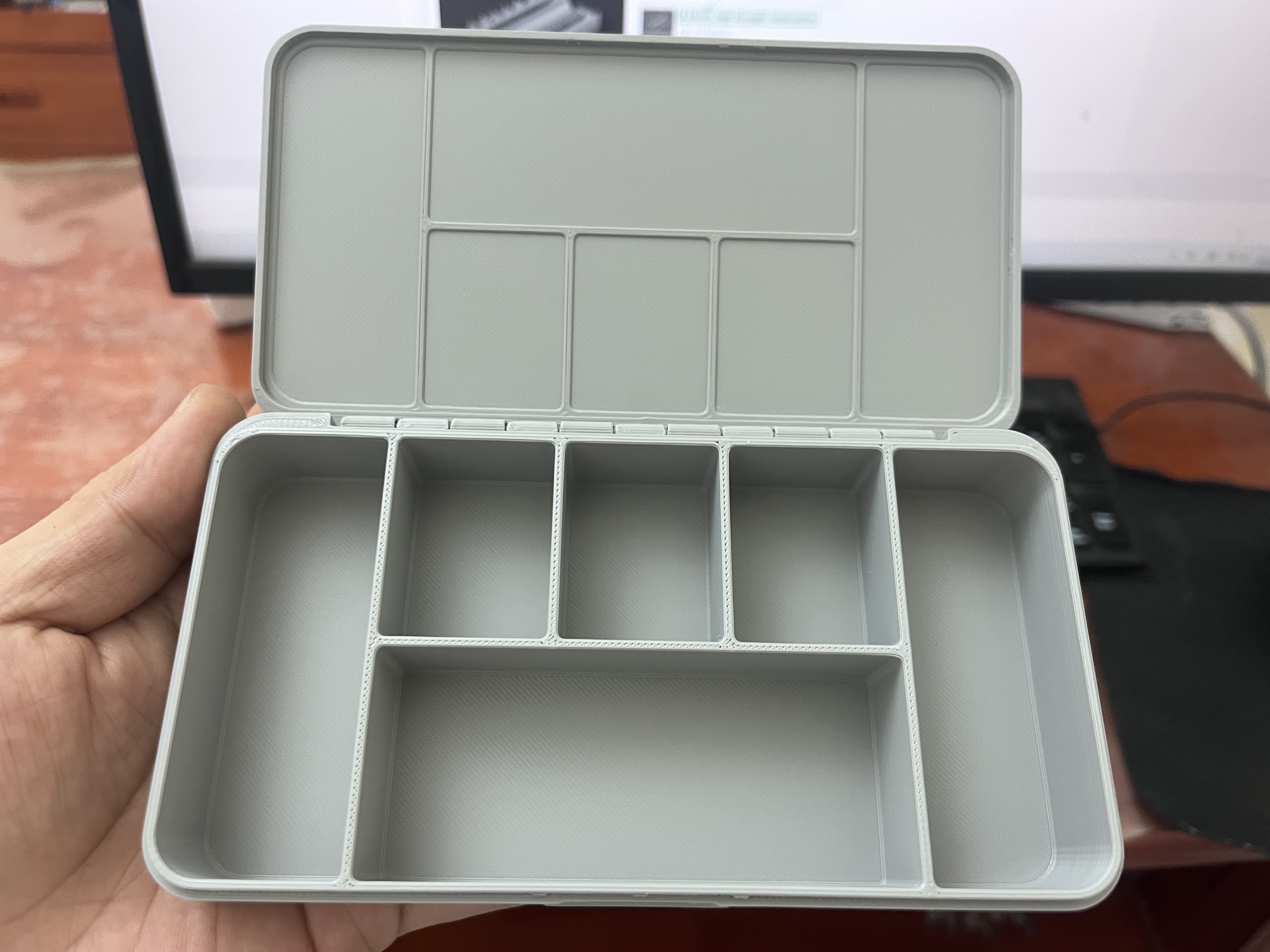 Miniatura 2 do modelo 3D 小零件收纳盒（薄盖款免支撑免组装免五金一体打印）