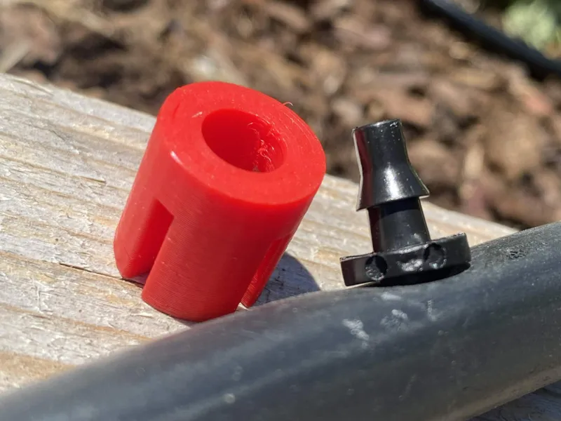 1/4 Garden Dripper Connector push tool