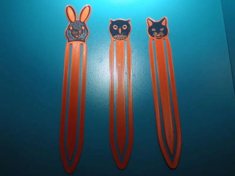 Bookmark with animal motifs