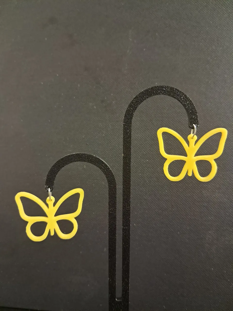 earrings view 3