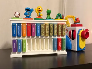 Little Tikes Story Dream Shelf