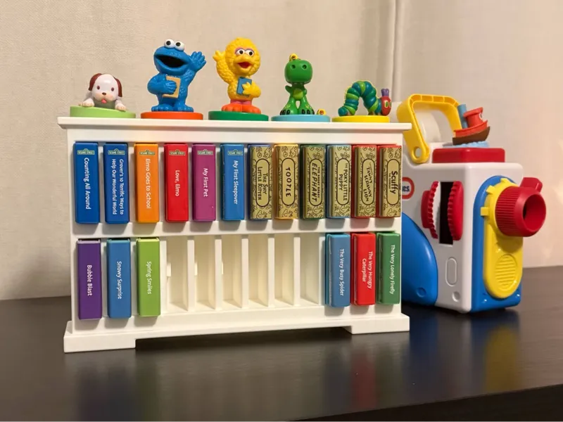 Little Tikes Story Dream Shelf