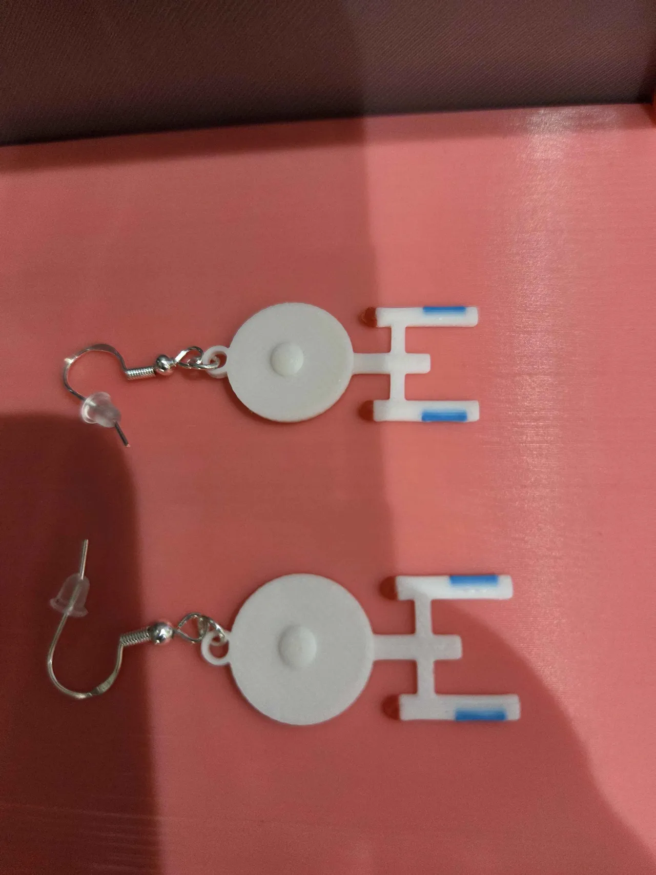 Star Trek Earring's view 3