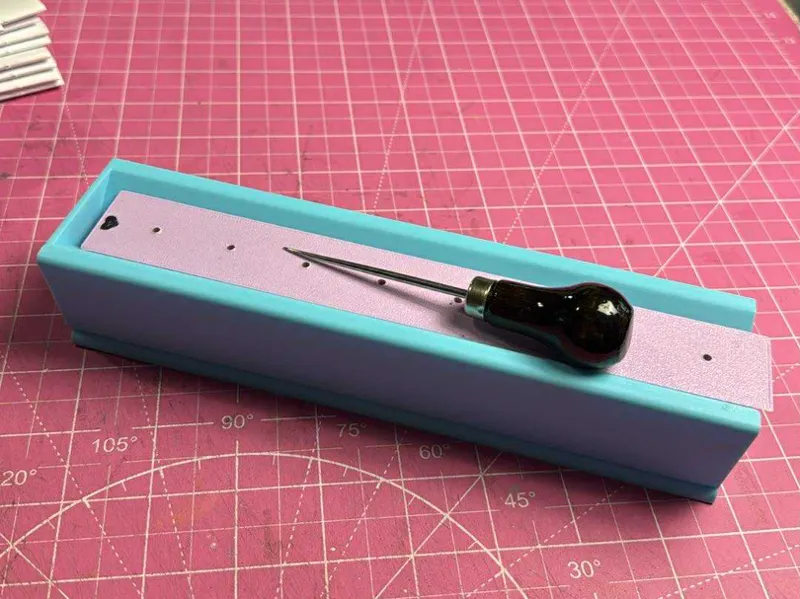 Punching Cradle for bookbinding