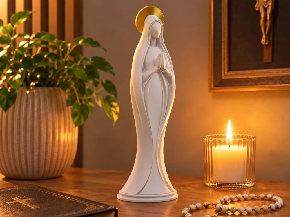 Figura decorativa: Our Lady of Grace – Minimalist 3D Sculpture. Referencia del modelo original.
