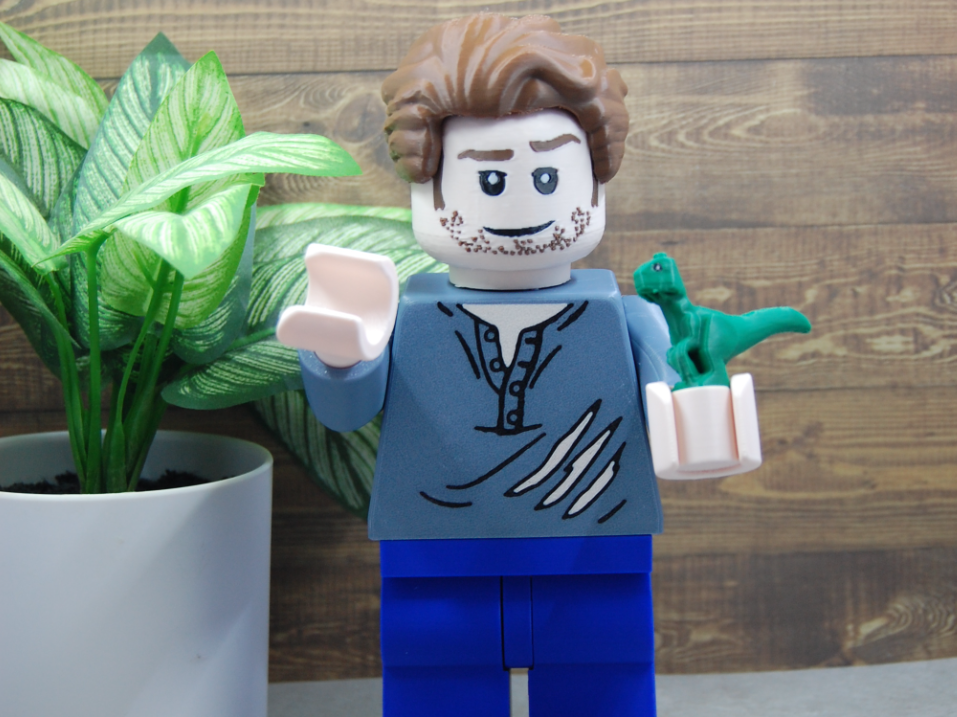 500% Brick - Owen Grady with Baby Dino