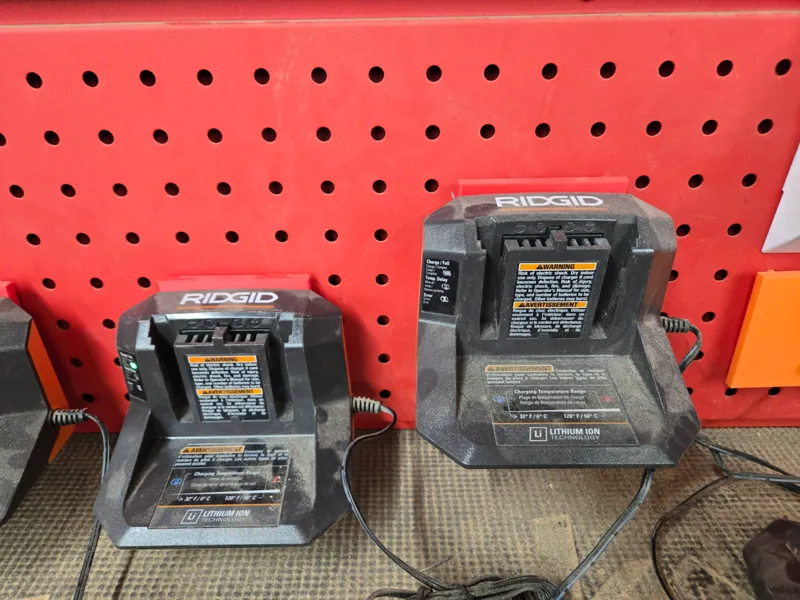 Ridgid R86093 Battery Charger Pegboard Mount