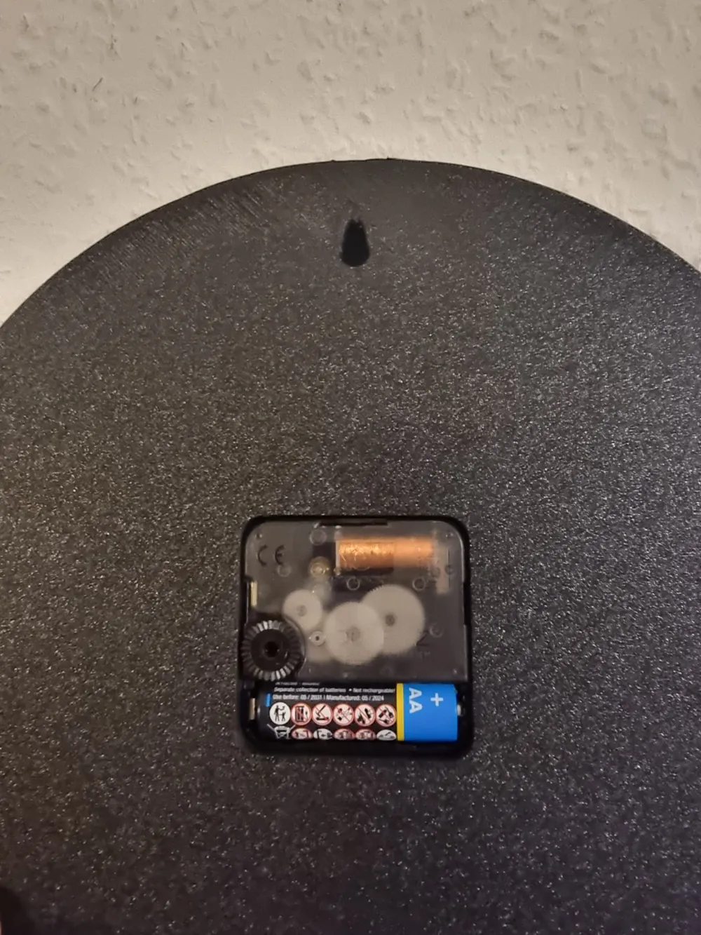 World clock with 4 cardinal directions and world map - Free 3D Print ...
