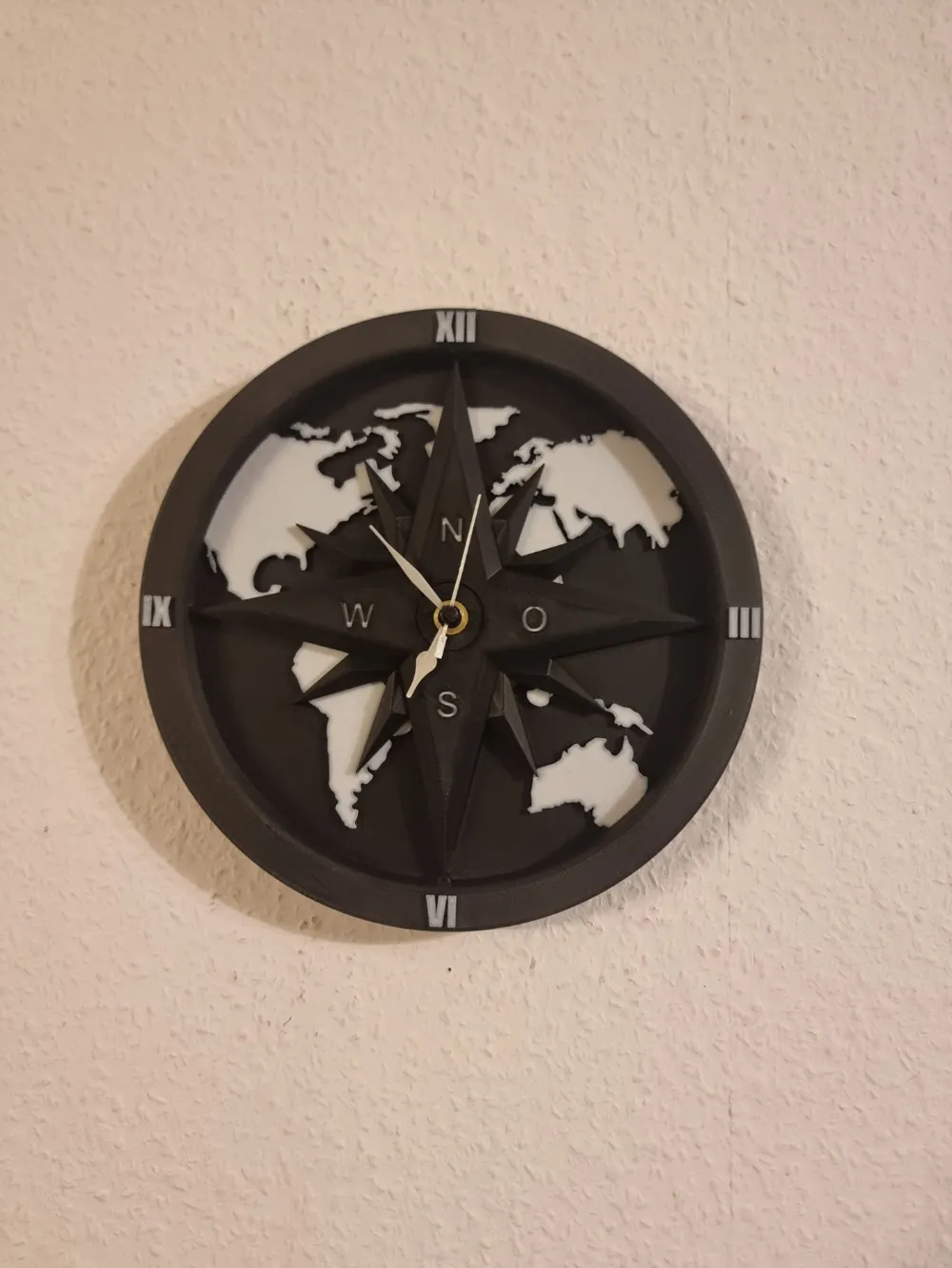 World clock with 4 cardinal directions and world map - Free 3D Print ...