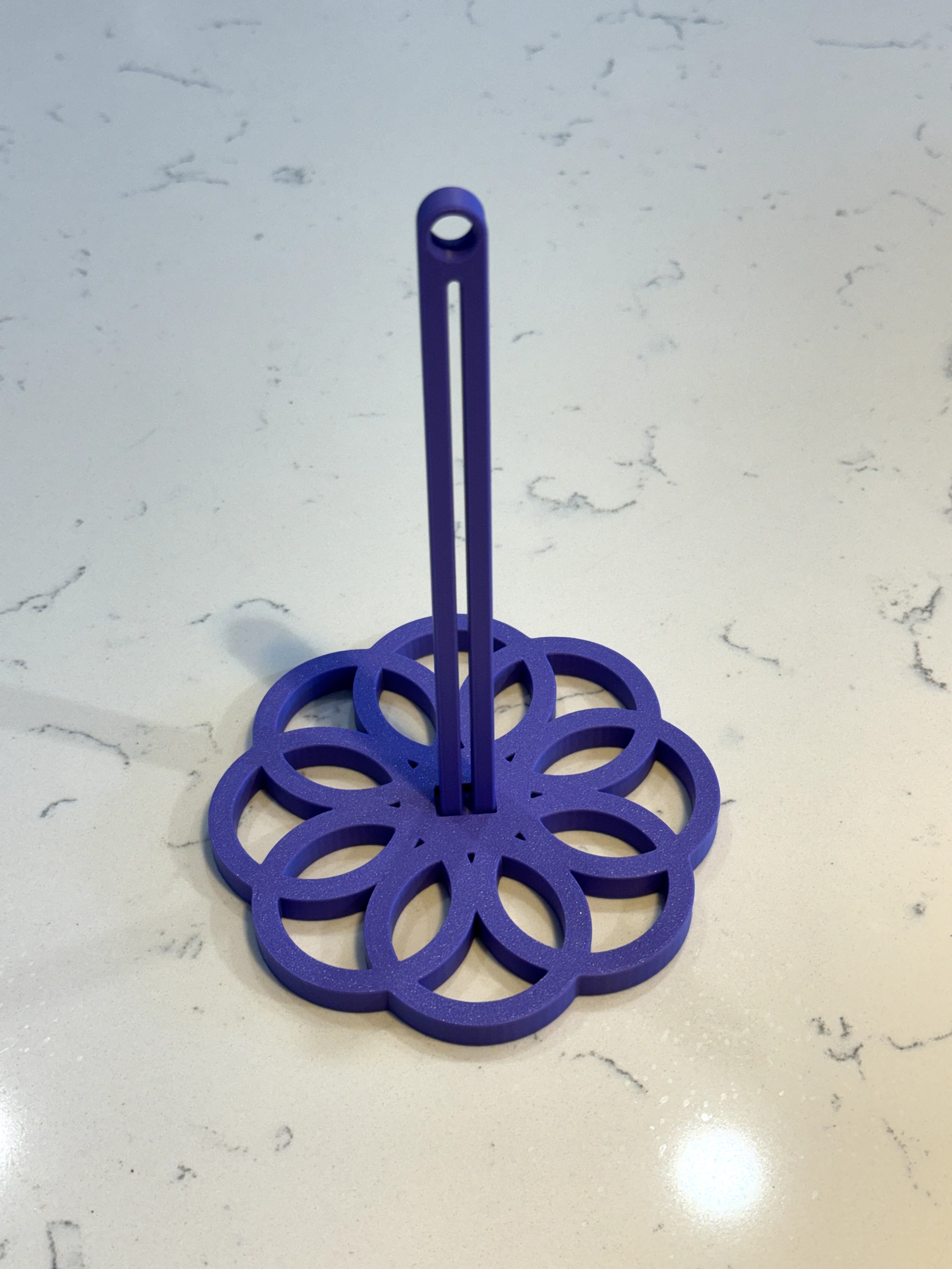 Miniatura 1 do modelo 3D Portable Yarn Holder